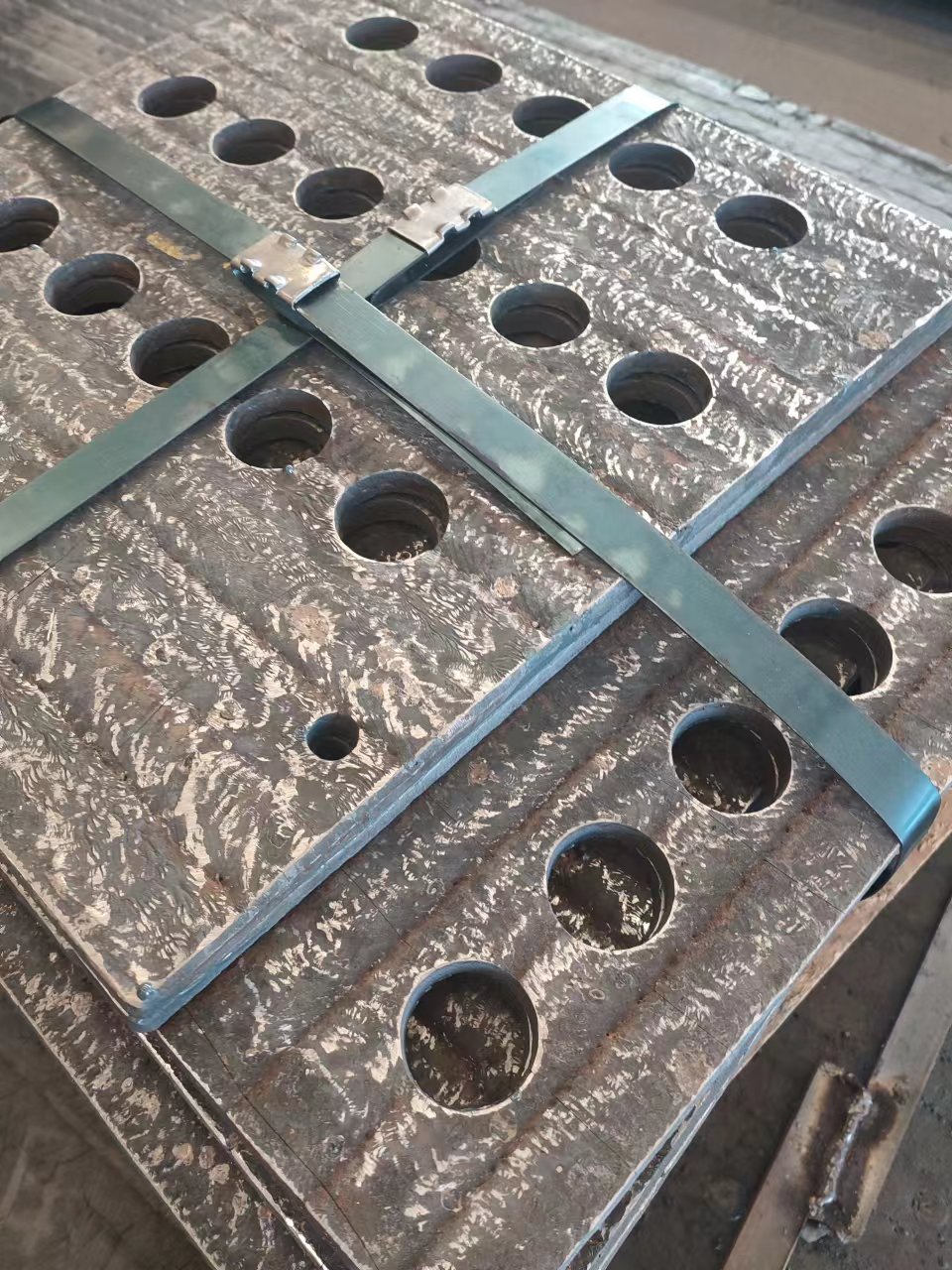 山西耐磨板切割